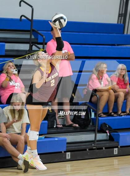 Thumbnail 1 in Norco vs. White River (Nike TOC Southwest) photogallery.