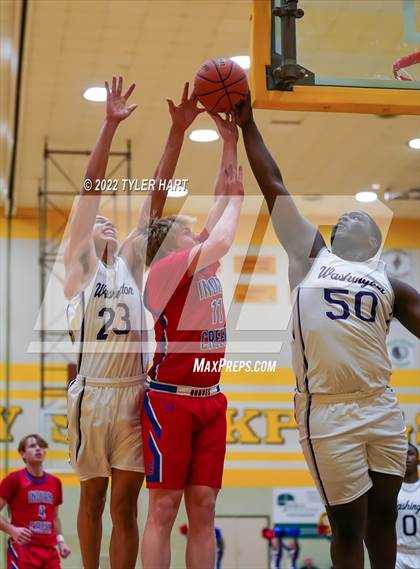 Thumbnail 1 in Indian Creek vs. Indianapolis Washington (IHSAA 3A Sectional) photogallery.