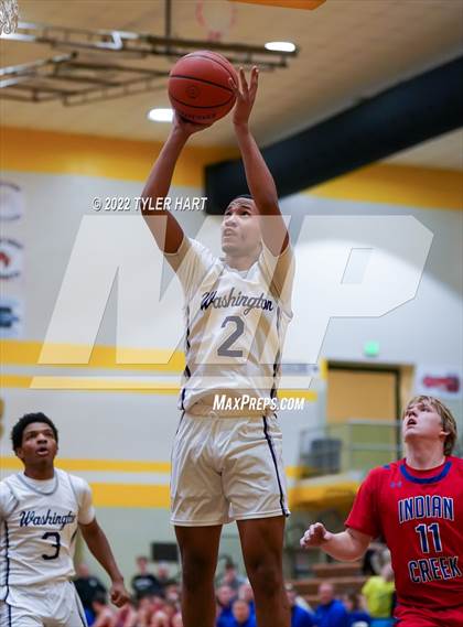 Thumbnail 2 in Indian Creek vs. Indianapolis Washington (IHSAA 3A Sectional) photogallery.