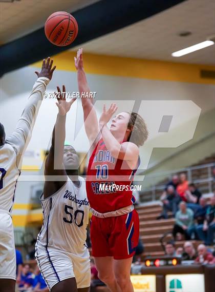 Thumbnail 1 in Indian Creek vs. Indianapolis Washington (IHSAA 3A Sectional) photogallery.