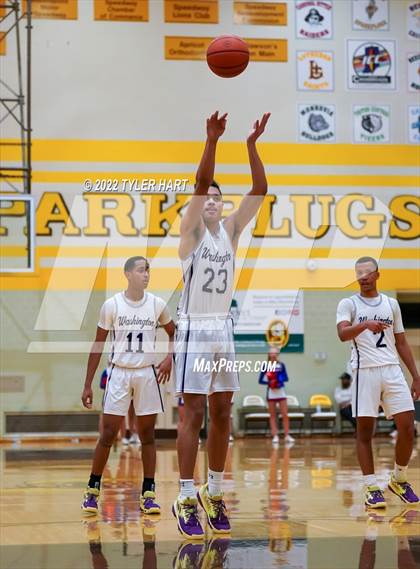 Thumbnail 2 in Indian Creek vs. Indianapolis Washington (IHSAA 3A Sectional) photogallery.