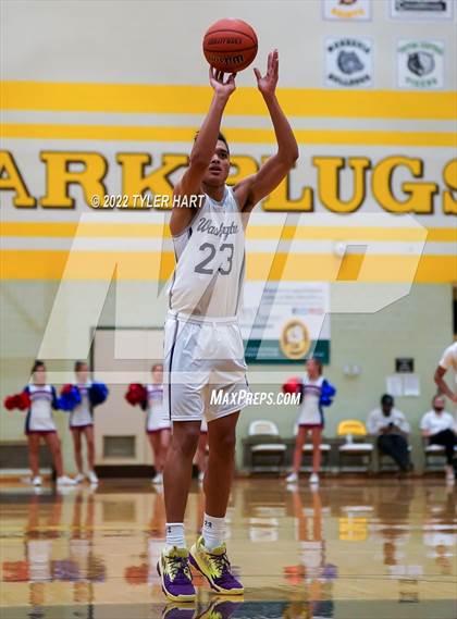Thumbnail 2 in Indian Creek vs. Indianapolis Washington (IHSAA 3A Sectional) photogallery.