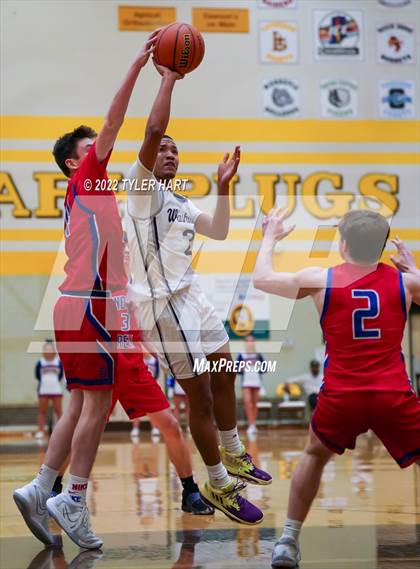 Thumbnail 1 in Indian Creek vs. Indianapolis Washington (IHSAA 3A Sectional) photogallery.