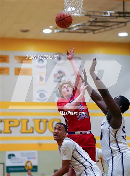 Thumbnail 1 in Indian Creek vs. Indianapolis Washington (IHSAA 3A Sectional) photogallery.
