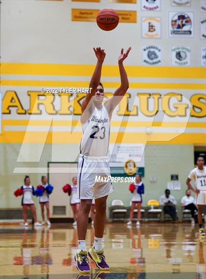 Thumbnail 3 in Indian Creek vs. Indianapolis Washington (IHSAA 3A Sectional) photogallery.