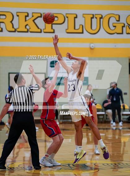 Thumbnail 1 in Indian Creek vs. Indianapolis Washington (IHSAA 3A Sectional) photogallery.