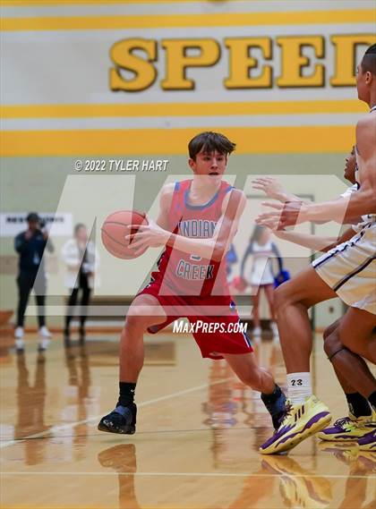 Thumbnail 2 in Indian Creek vs. Indianapolis Washington (IHSAA 3A Sectional) photogallery.