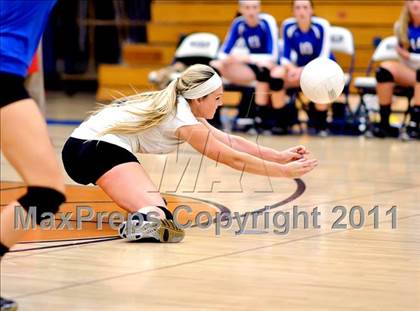 Thumbnail 2 in Rio Americano vs Rocklin (CIF SJS D2 Semifinal)  photogallery.