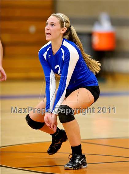 Thumbnail 2 in Rio Americano vs Rocklin (CIF SJS D2 Semifinal)  photogallery.