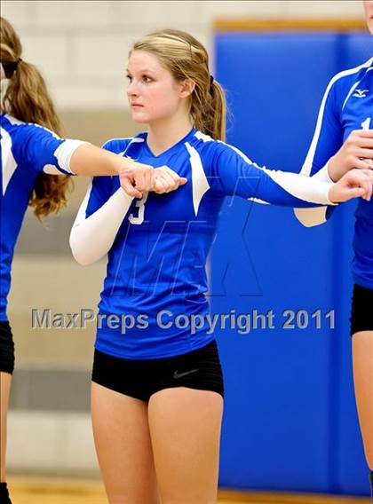 Thumbnail 2 in Rio Americano vs Rocklin (CIF SJS D2 Semifinal)  photogallery.