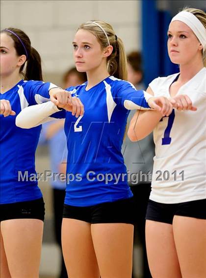 Thumbnail 3 in Rio Americano vs Rocklin (CIF SJS D2 Semifinal)  photogallery.