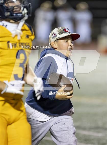 Thumbnail 2 in Central Catholic vs Oak Ridge (CIF SJS D1 Quarterfinal) photogallery.