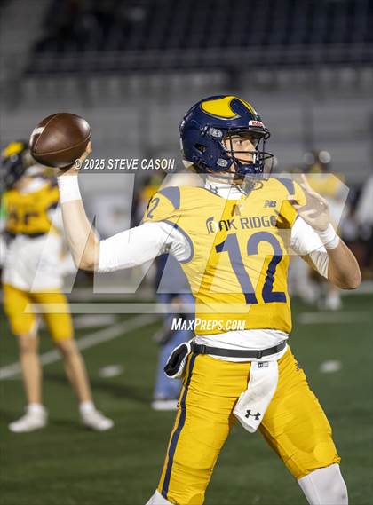 Thumbnail 3 in Central Catholic vs Oak Ridge (CIF SJS D1 Quarterfinal) photogallery.