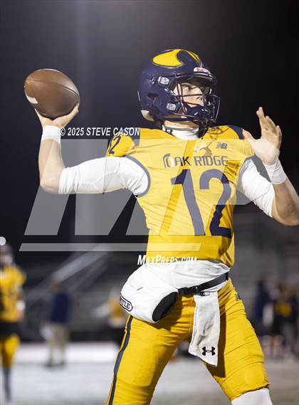 Thumbnail 3 in Central Catholic vs Oak Ridge (CIF SJS D1 Quarterfinal) photogallery.