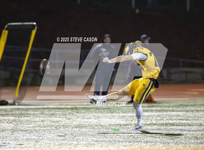 Thumbnail 2 in Central Catholic vs Oak Ridge (CIF SJS D1 Quarterfinal) photogallery.