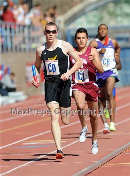Thumbnail 1 in 117th Penn Relays (Boys Large School 4x800m Event 304)  photogallery.