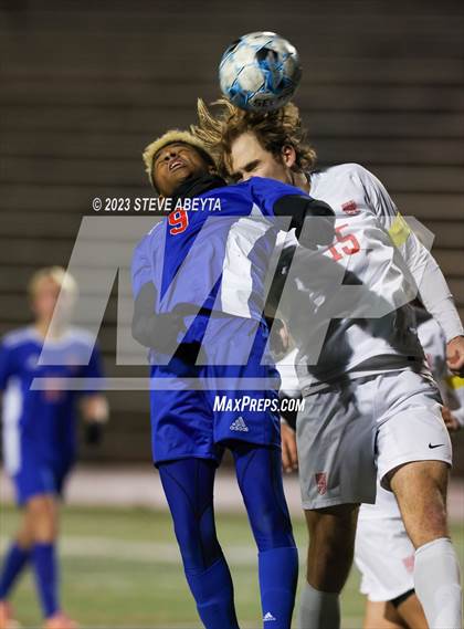 Thumbnail 1 in Regis Jesuit @ Cherry Creek (CHSAA 5A Second Round) photogallery.