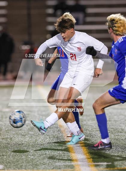 Thumbnail 1 in Regis Jesuit @ Cherry Creek (CHSAA 5A Second Round) photogallery.