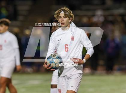 Thumbnail 2 in Regis Jesuit @ Cherry Creek (CHSAA 5A Second Round) photogallery.