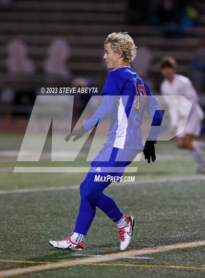 Thumbnail 2 in Regis Jesuit @ Cherry Creek (CHSAA 5A Second Round) photogallery.