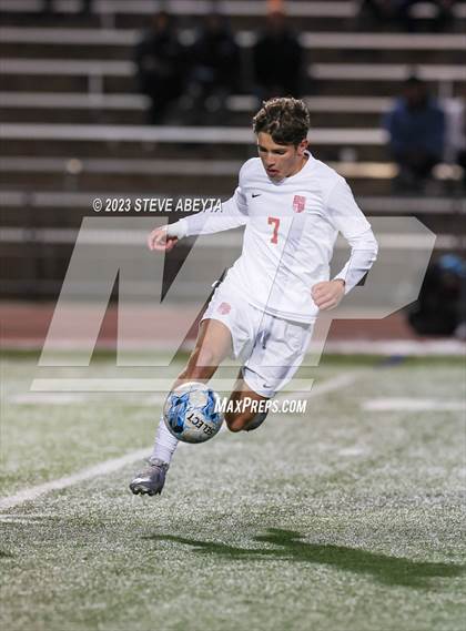 Thumbnail 2 in Regis Jesuit @ Cherry Creek (CHSAA 5A Second Round) photogallery.