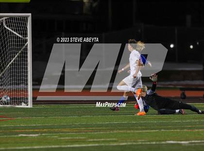 Thumbnail 1 in Regis Jesuit @ Cherry Creek (CHSAA 5A Second Round) photogallery.