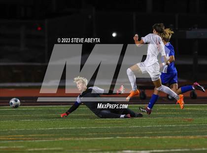 Thumbnail 2 in Regis Jesuit @ Cherry Creek (CHSAA 5A Second Round) photogallery.
