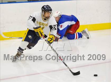 Thumbnail 2 in Glastonbury @ Wethersfield photogallery.
