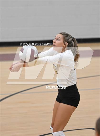 Thumbnail 1 in Clinton @ Perryville photogallery.