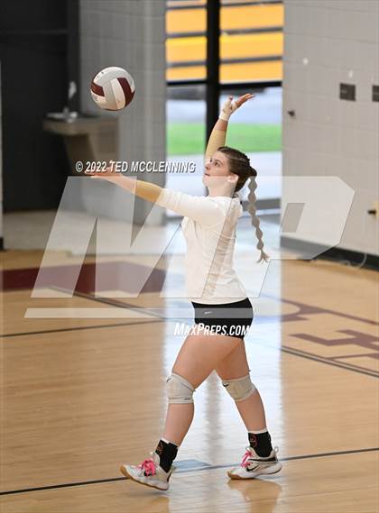 Thumbnail 2 in Clinton @ Perryville photogallery.