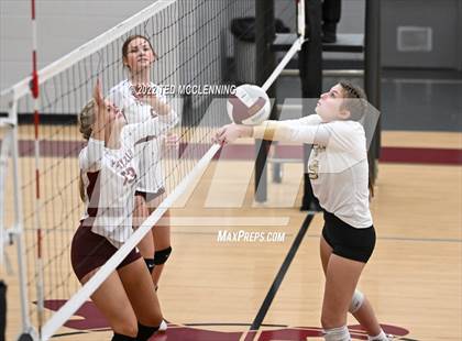 Thumbnail 3 in Clinton @ Perryville photogallery.