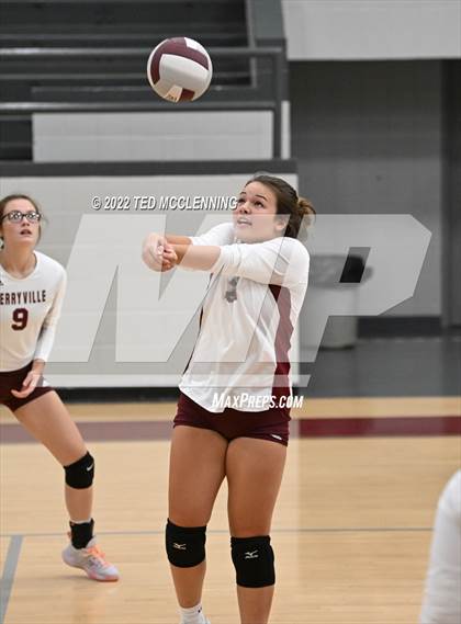 Thumbnail 3 in Clinton @ Perryville photogallery.