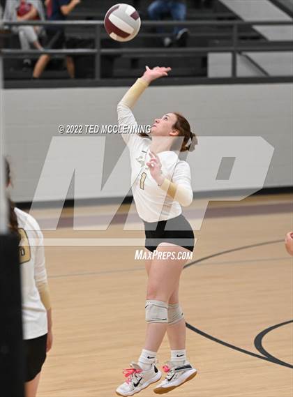 Thumbnail 2 in Clinton @ Perryville photogallery.