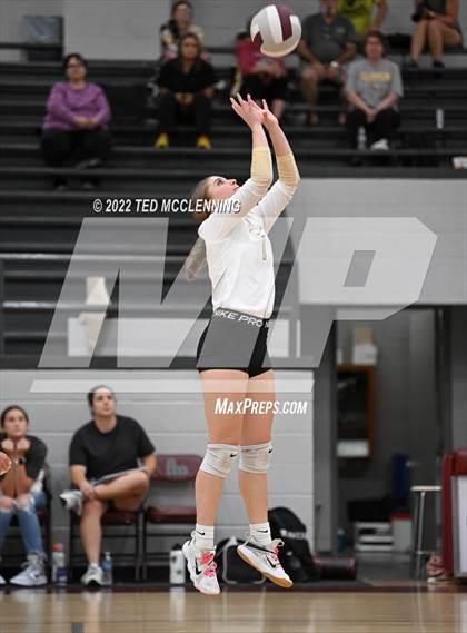Thumbnail 1 in Clinton @ Perryville photogallery.