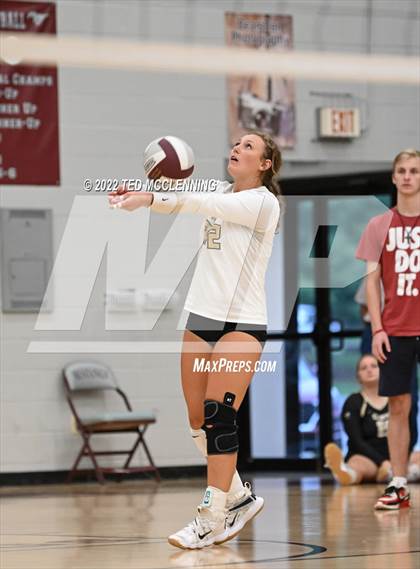 Thumbnail 2 in Clinton @ Perryville photogallery.
