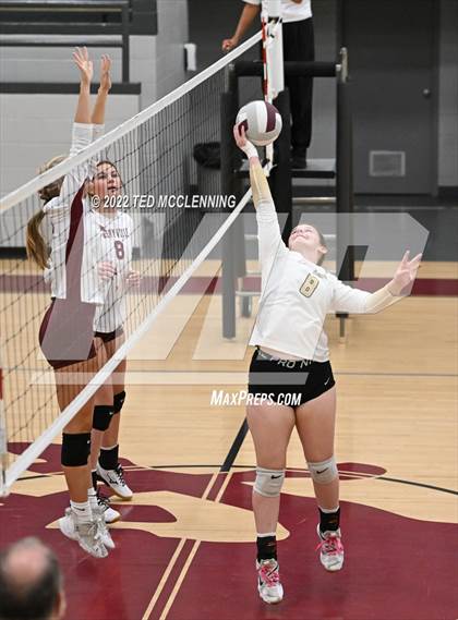 Thumbnail 3 in Clinton @ Perryville photogallery.
