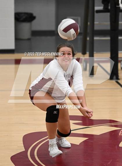 Thumbnail 2 in Clinton @ Perryville photogallery.