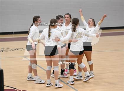 Thumbnail 1 in Clinton @ Perryville photogallery.