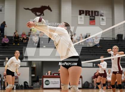 Thumbnail 2 in Clinton @ Perryville photogallery.