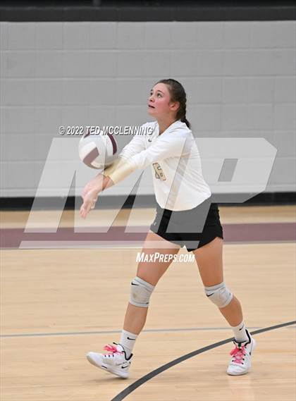 Thumbnail 3 in Clinton @ Perryville photogallery.