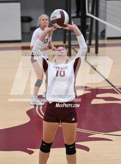 Thumbnail 1 in Clinton @ Perryville photogallery.