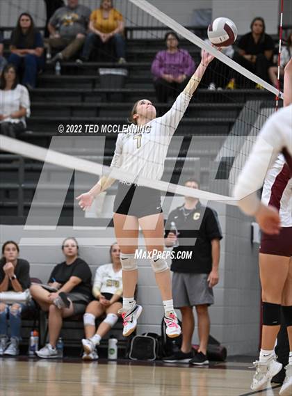 Thumbnail 1 in Clinton @ Perryville photogallery.