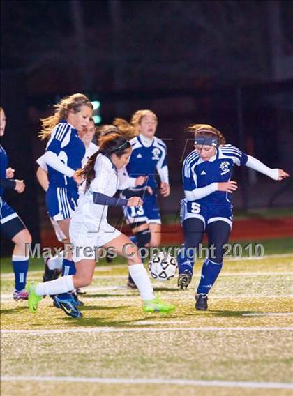 Thumbnail 3 in Alvin vs Brazoswood photogallery.