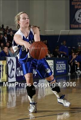 Thumbnail 1 in La Jolla Country Day vs. Windward (CIF SoCal D4 Final) photogallery.