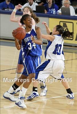 Thumbnail 3 in La Jolla Country Day vs. Windward (CIF SoCal D4 Final) photogallery.