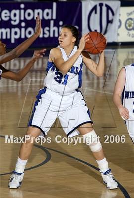 Thumbnail 3 in La Jolla Country Day vs. Windward (CIF SoCal D4 Final) photogallery.
