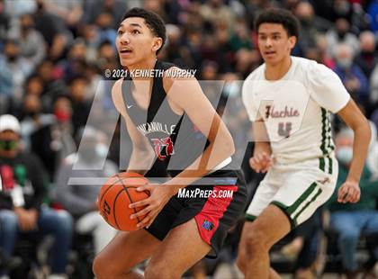 Thumbnail 3 in Waxahachie vs Duncanville (UIL 6A Regional Finals) photogallery.