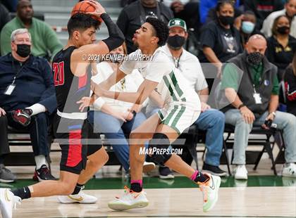 Thumbnail 3 in Waxahachie vs Duncanville (UIL 6A Regional Finals) photogallery.