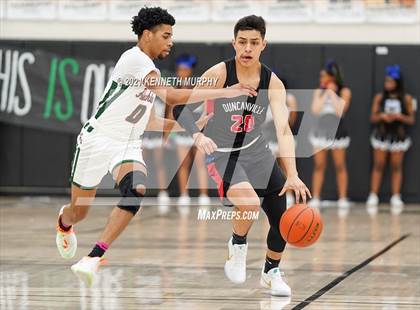 Thumbnail 3 in Waxahachie vs Duncanville (UIL 6A Regional Finals) photogallery.