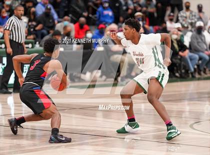 Thumbnail 2 in Waxahachie vs Duncanville (UIL 6A Regional Finals) photogallery.